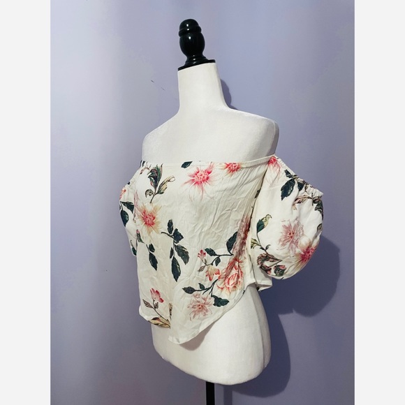 Urban Outfitters NWT Pia cold shoulder blouse - Picture 4 of 6